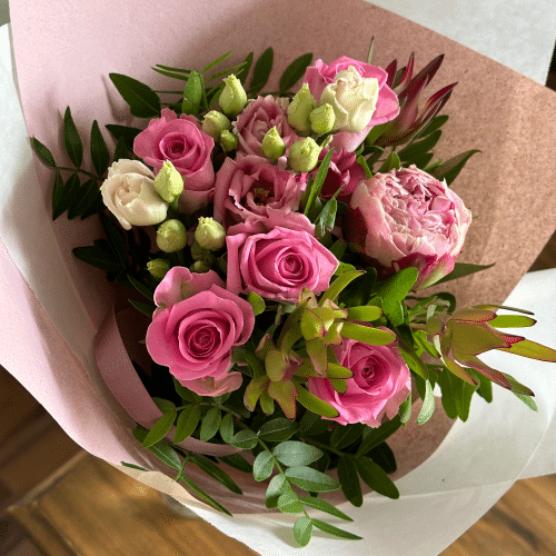 Blumenstrauß mit Rosen