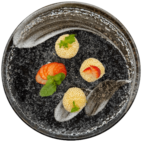 Banh Cam Chien Me Nhan Trung Muoi & Sot Tac