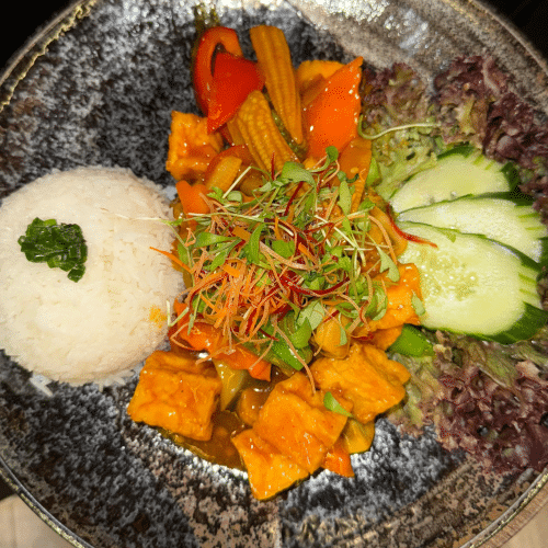 Com Nam & Dau Hu Kho (vegan)