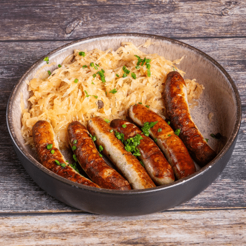 6 Nürnberger Bratwürste mit Sauerkraut