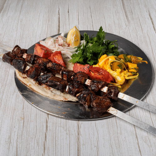 Schaschlik vom Grillspieß