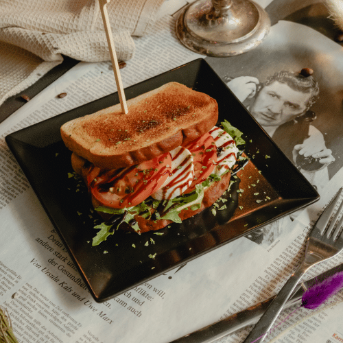 Caprese-Toast