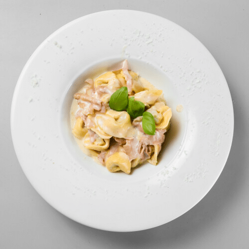 Tortellini Panna e Prosciutto