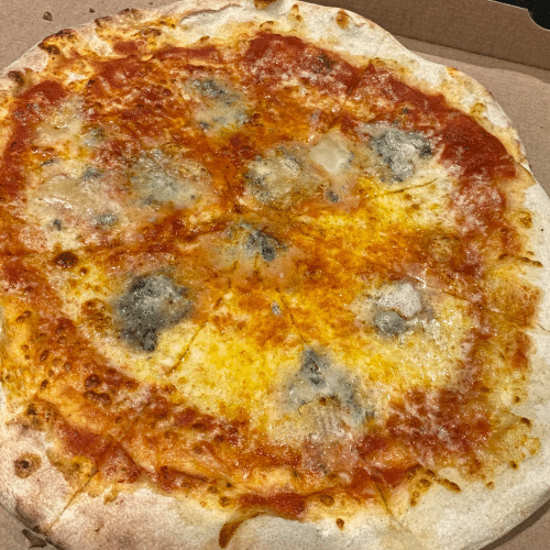 Pizza 4 Formaggi