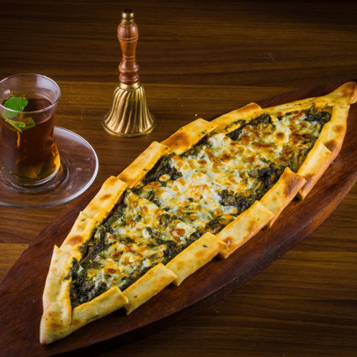 Ispanakli Pide (vegetarisch)