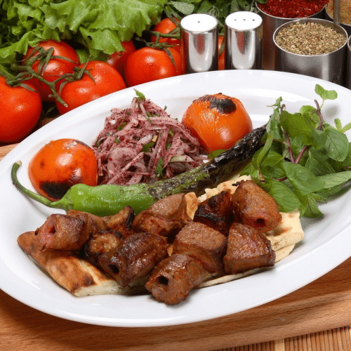 Kuzu Şiş Kebab (2 Stück)