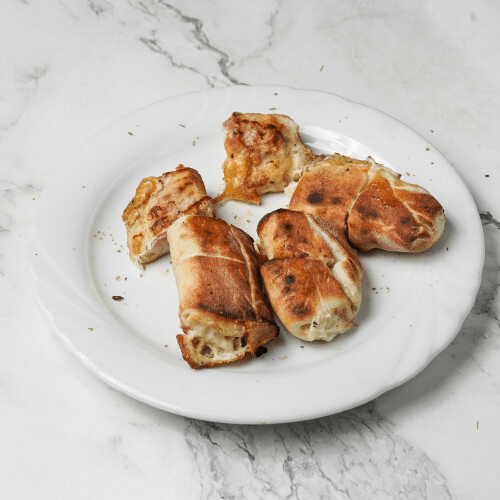 Pizzabrötchen mit Käse und Dönerfleisch