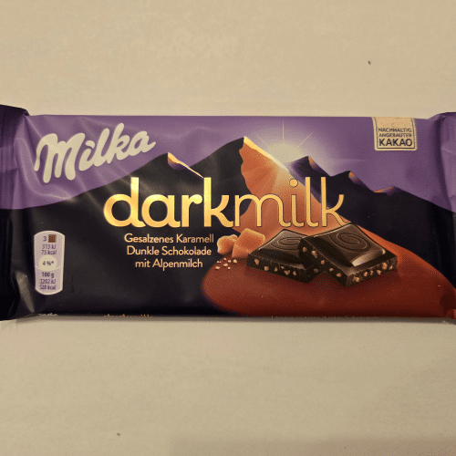 Milka Darkmilk gesalzenes Karamel