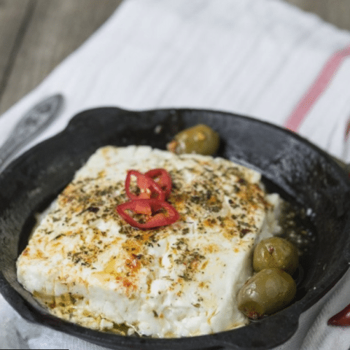 Überbackener Schafskäse