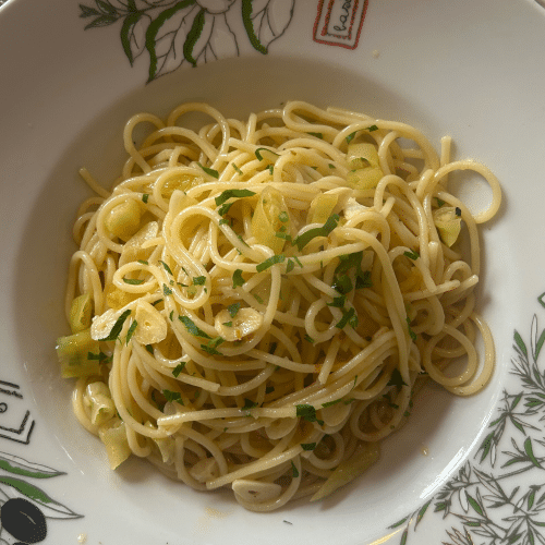 Spaghettia Aglio Olio e Peperoncino (vegetarisch, scharf)