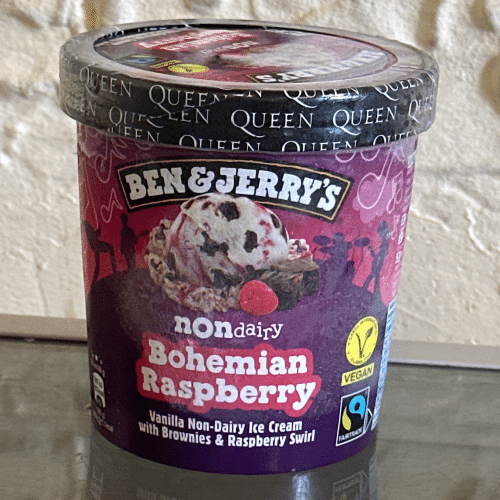 Eis  Ben & jerrys non dairy Bohemian raspberry 403g