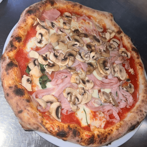 Pizza Prosciutto e Funghi