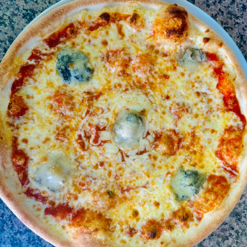 Pizza Drei Käse