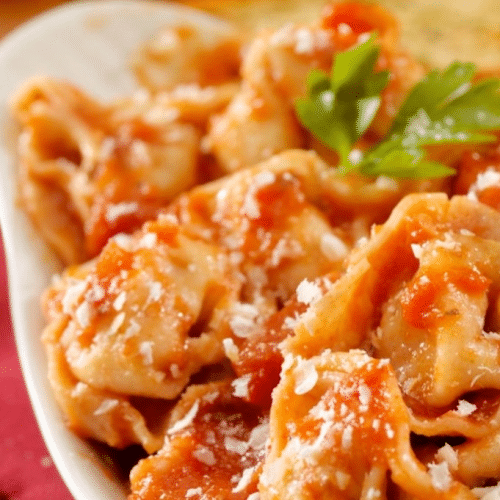 Tortellini Tomatensauce