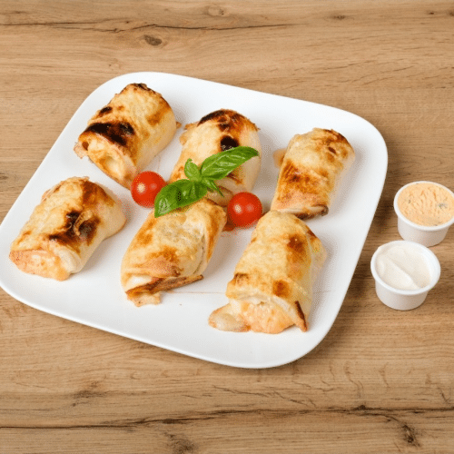 Gefüllte Pizzabrötchen mit Käse