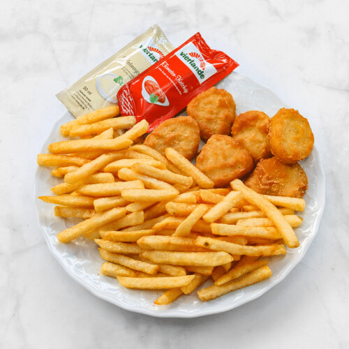 chicken Nuggets 6st mit Pommes