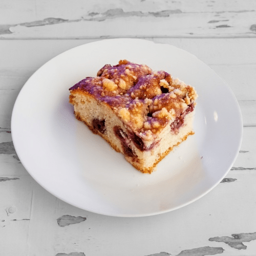 Kirsch Butterstreusel Kuchen mit Kirschen