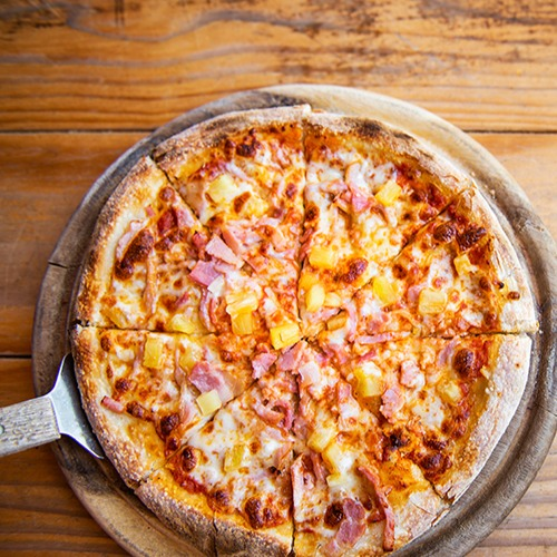 Pizza Ananas