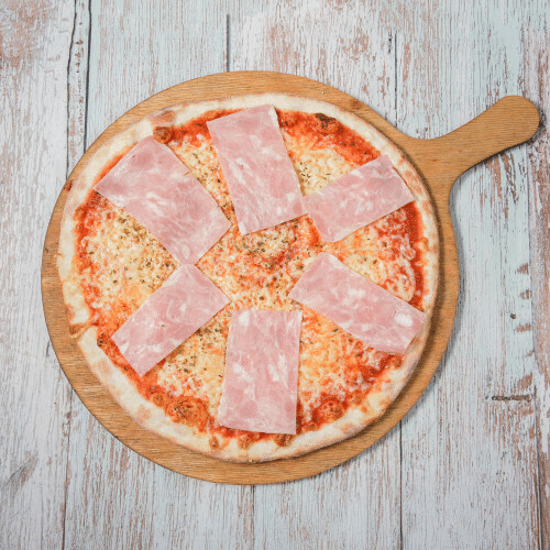 Gefüllte Pizzabrötchen mit Schinken, Salami vom Rind
