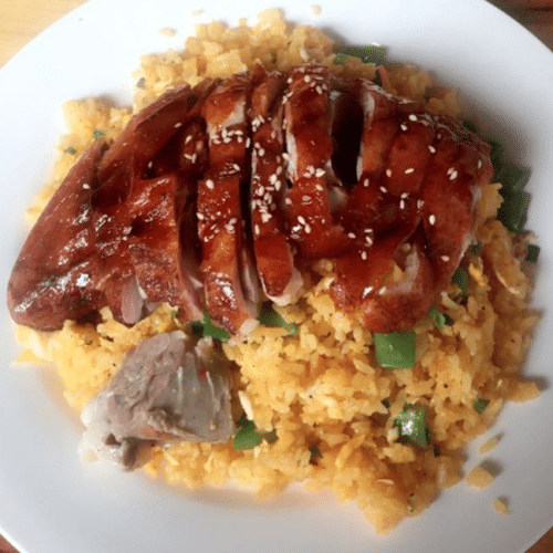 Bratreis mit knuspriger Ente,Gemüse u.Sojasoße