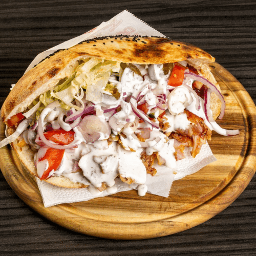 Drehspieß Tasche mit Salat und Sauce