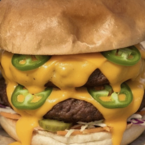 Beyond Meat Doppel Chili-Cheeseburger