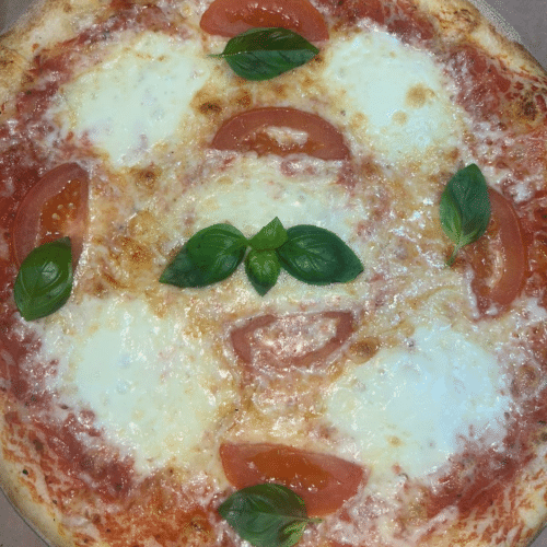 Pizza Mozzarella Caprese