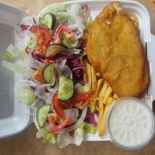 Schnitzel Teller mit salat