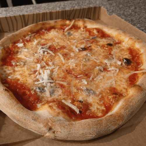 Pizza ai Quattro Formaggi (vegetarisch)