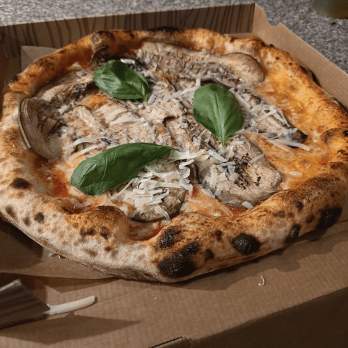 Pizza alla Parmiggiana (vegetarisch)