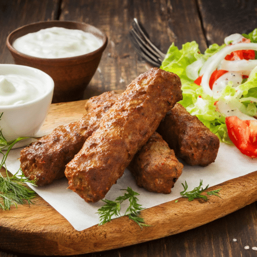 Cevapcici im Fladenbrot