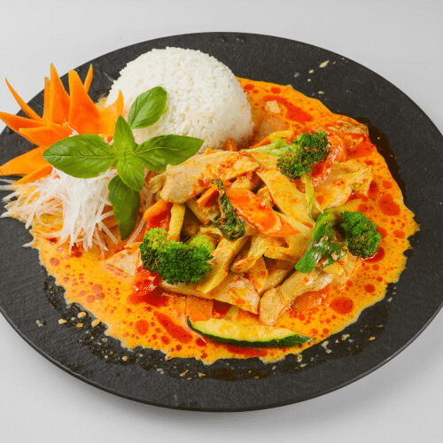 Gebratenes Hähnchen Thai-Curry (scharf)