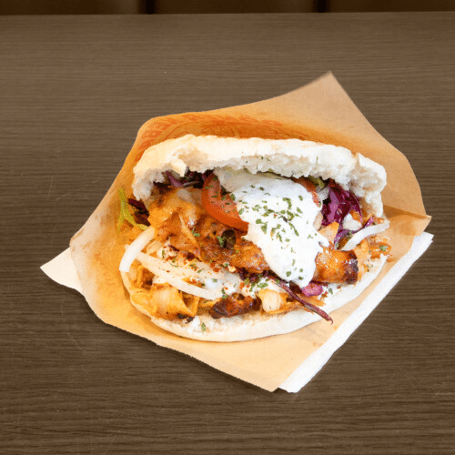 Döner mit Salat und Sauce