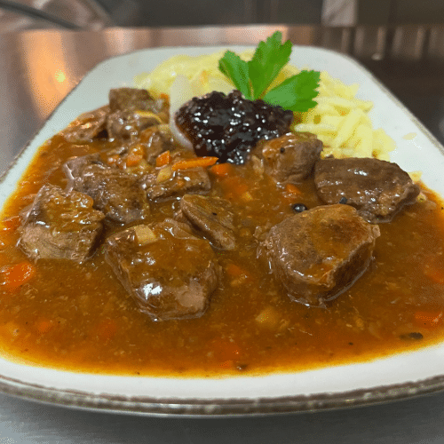 Rehgulasch vom Tittinger Wald