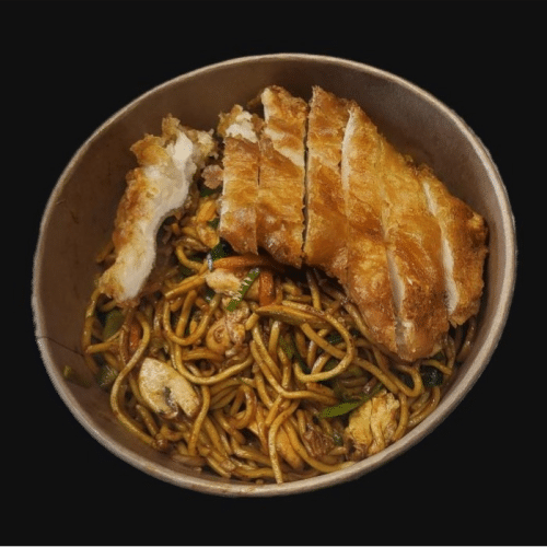 Bratnudeln mit knusprigem Hühnerfleisch