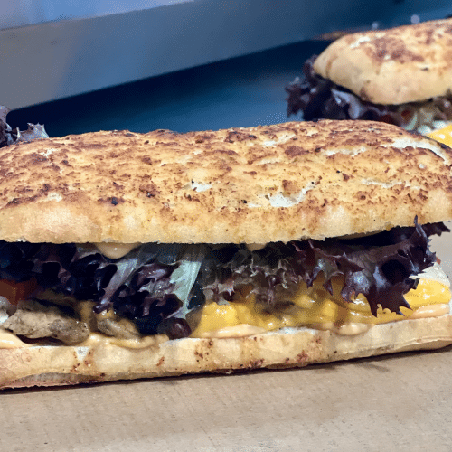 Dr. Chili Steak Baguette