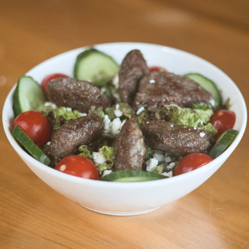 Salat m. Hacksteak