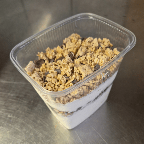 Joghurt nach griechischer Art mit  Crunchy Müsli