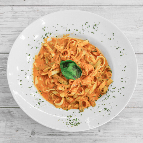 Pasta Tagliatelle al Salmone
