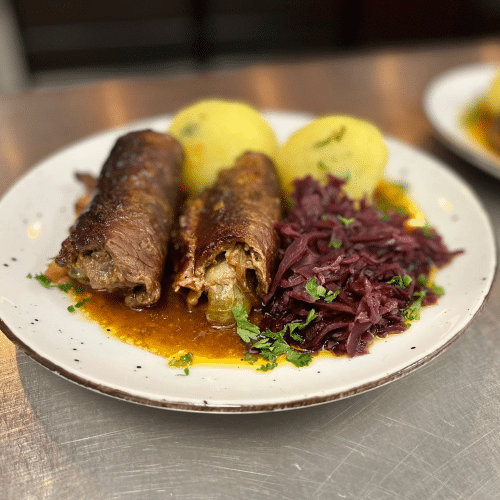 Roulade mit Kartoffelknödel & Rotkraut