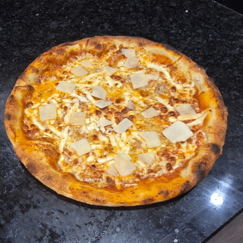 Pizza 4 Formaggi