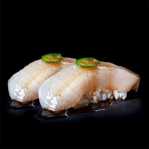 Hamachi Nussbutter Sudachi Nigiri