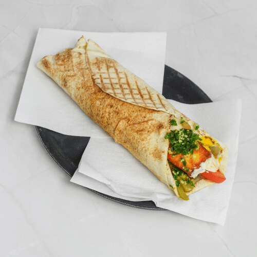 Falafel Halloumi im Brot