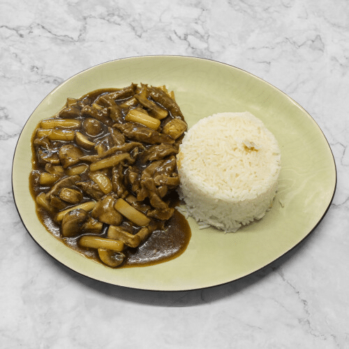 Rindfleisch mit Spargel und Champignons