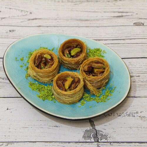 Vogelnest mit Pistazie 4 Stück
