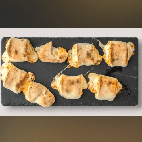 Gefüllte Pizzabrötchen mit Käse (20 Stück)