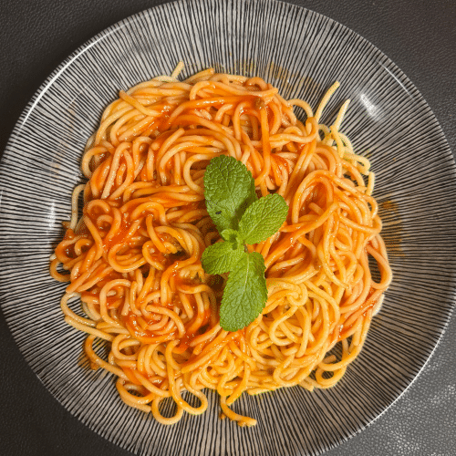 Spagetti Napoli mit Tomaten soße