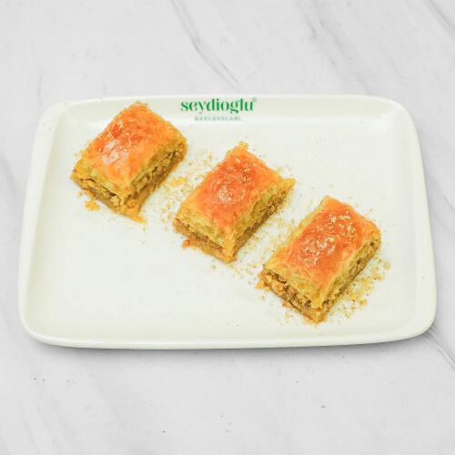 Cevizli Baklava (3 Stück)