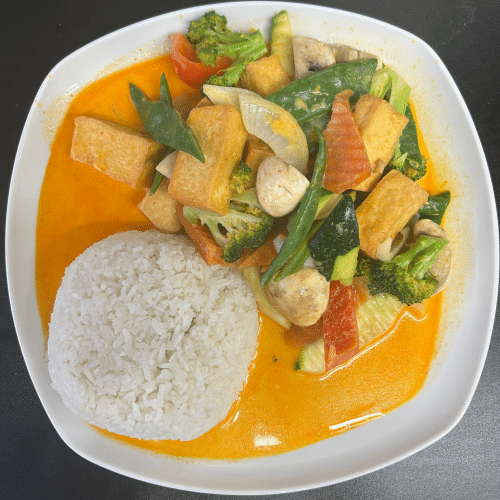 Gebratenes Gemüse mit Thai-Currysauce(vegan, leicht scharf)