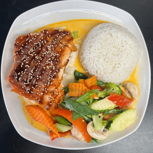 Gegrilltes Lachsfilet mit Mango Soße und Gemüse(Leicht scharf)
